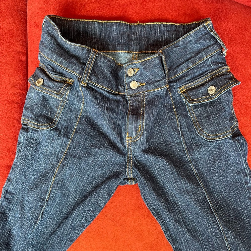 RELISTED BRANDY MELVILLE AGATHA JEANS like new never worn.